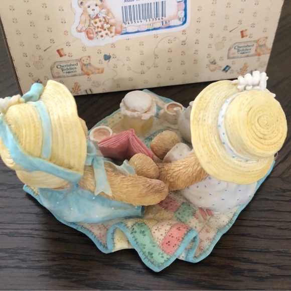 ☕️1992 Cherished Teddies Two Girls Having Tea☕️ - Picture 2 of 5